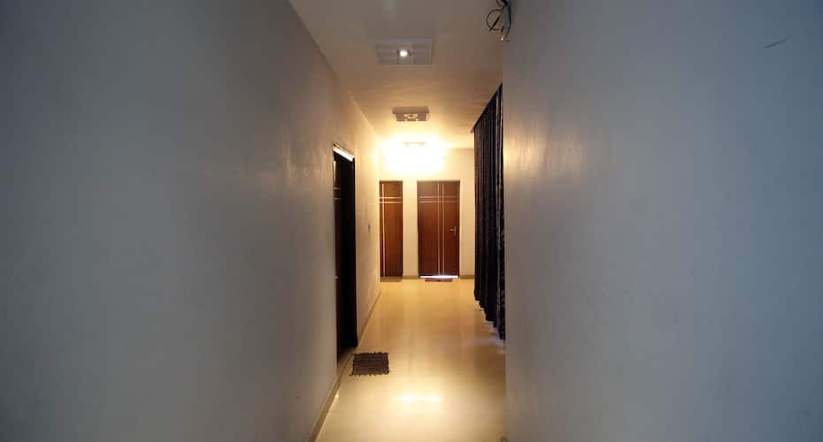 TG Stays Sohna Road Uppal Southend, Gurgaon 5